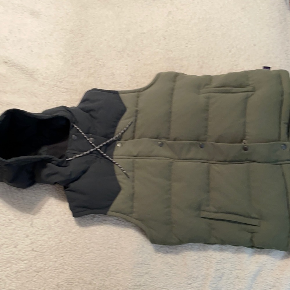 Women’s Patagonia Bivy vest.